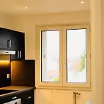 Daire Bella Luna Ii - Elegant Centre - Parking Gratuit - Wifi Ultra Rapide-appareil Massage-netflix-jeu Societe Troyes