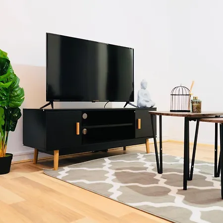 شقة Bella Luna Ii - Elegant Centre - Parking Gratuit - Wifi Ultra Rapide-appareil Massage-netflix-jeu Societe *